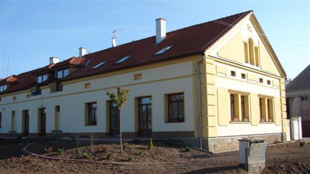 Pension Smetanuv Statek Hradec Kralove Exterior photo